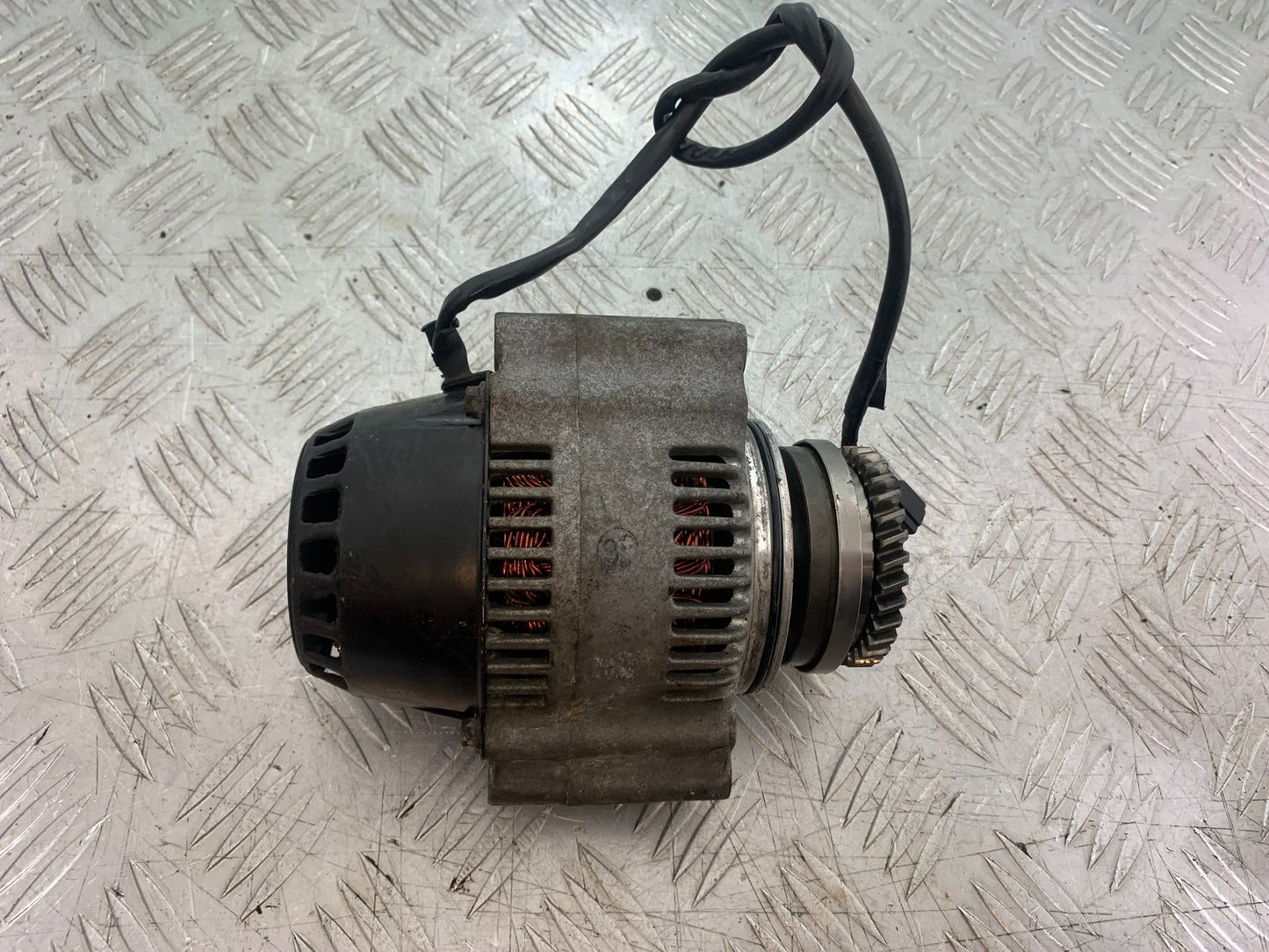 SUZUKI GSX1100 G GSX 1100 G ALTERNATOR  1991-1996 (CMB1283)