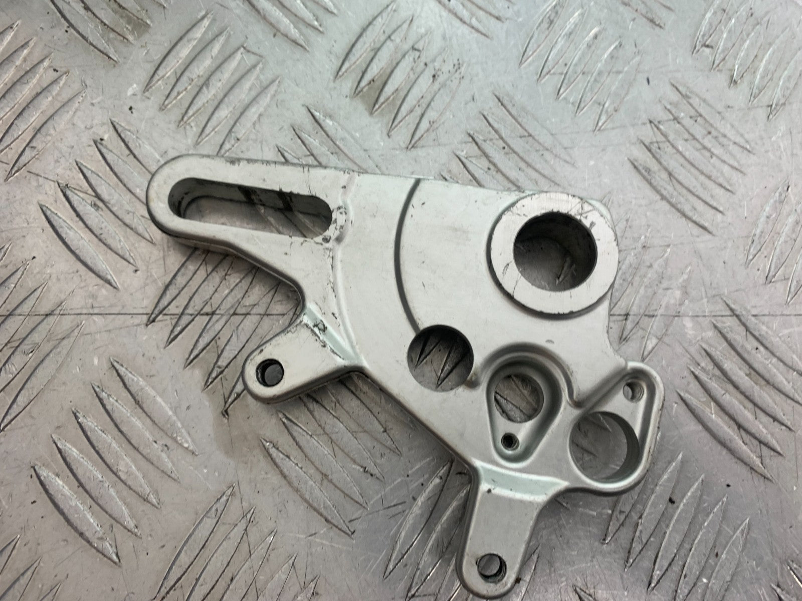 APRILIA TUONO 1000 V4R REAR CALIPER BRACKET  YEAR 2011-13  (CMB1331)