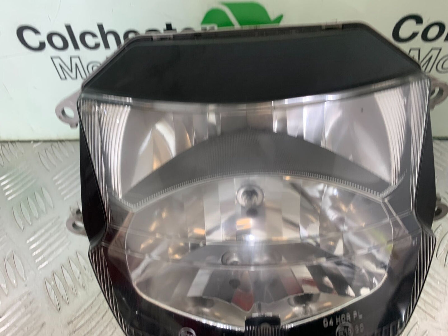 HONDA CBR1100 BLACKBIRD HEADLIGHT   YEAR 1999-2005 (CMB1103)