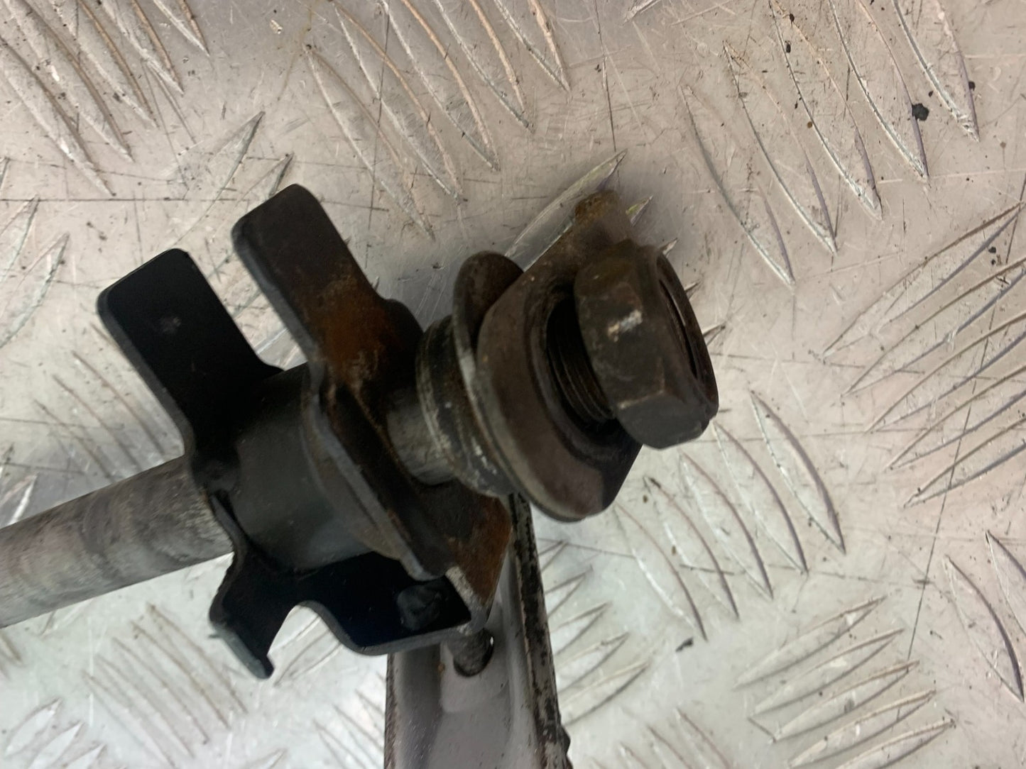 HONDA NC750 NC 750 X DCT REAR WHEEL SPINDLE  YEAR 2019 (CMB1223)