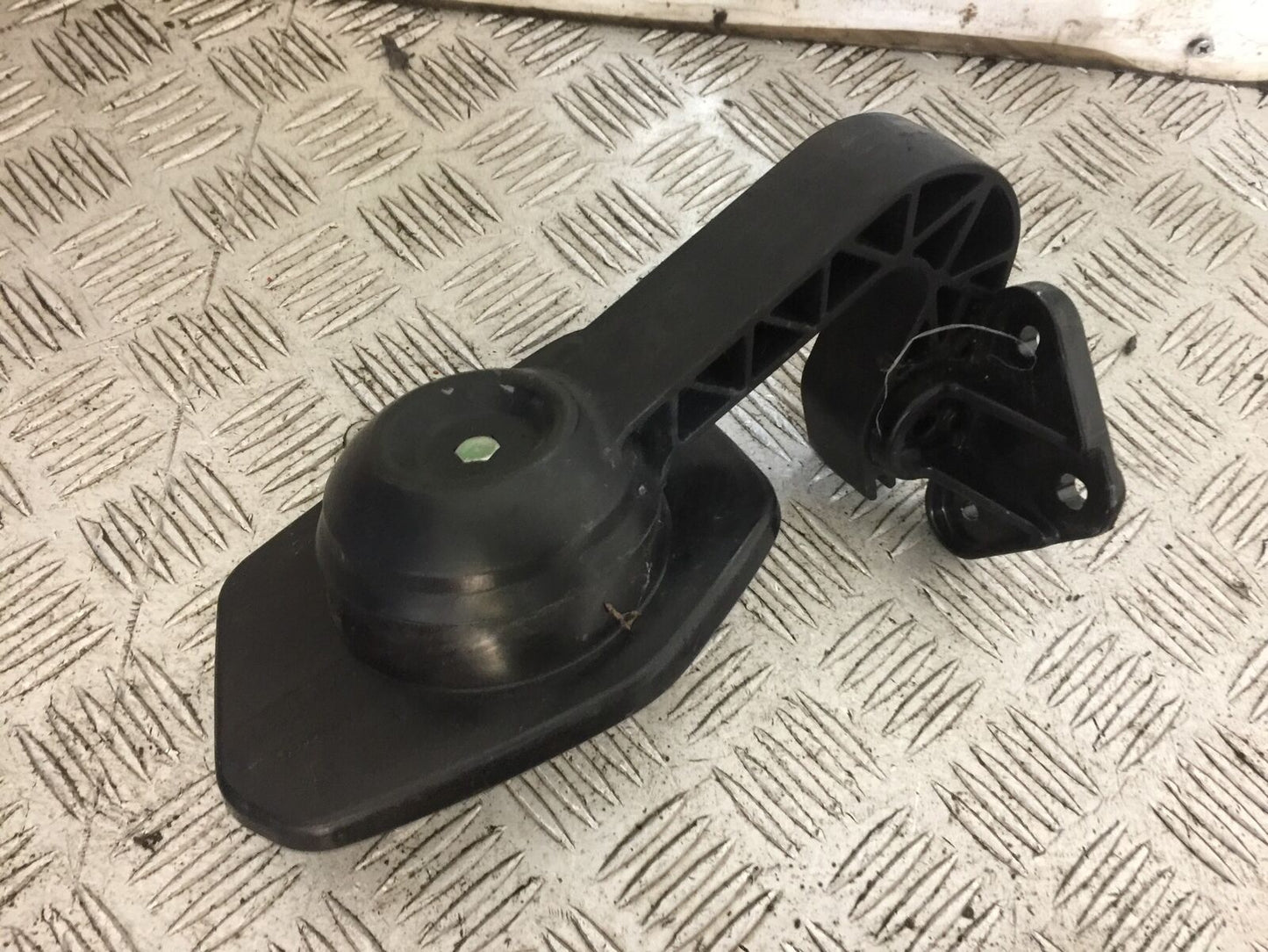 TRIUMPH TROPHY 1215 SE LEFT MIRROR  2012-2017 (STOCK 740)