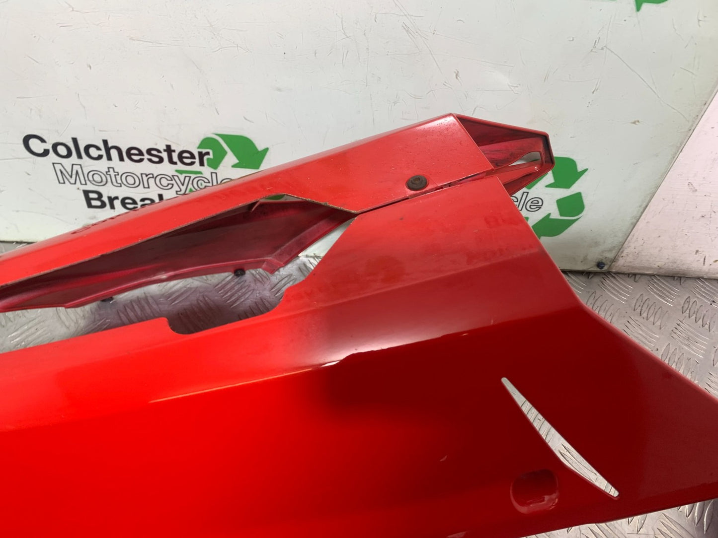 DUCATI 1198 S BELLYPAN YEAR 2009-2011 (CMB1219)