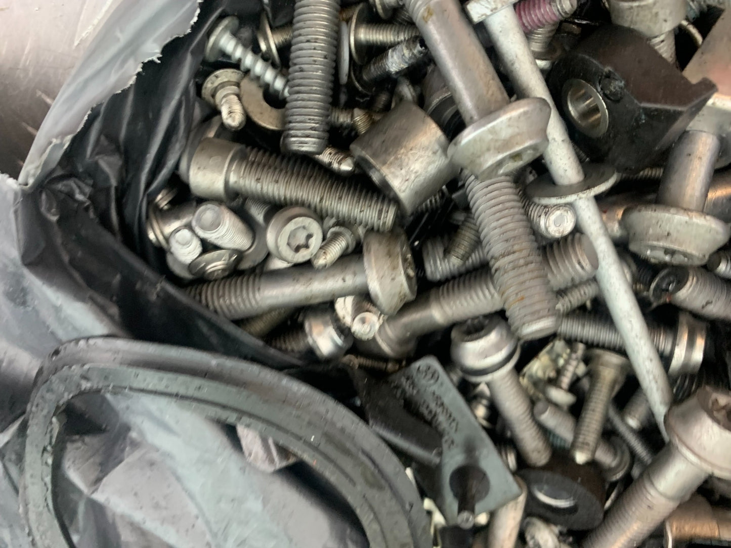 BMW M1000 R NUTS AND BOLTS   YEAR 2023-2024 (CMB1140)