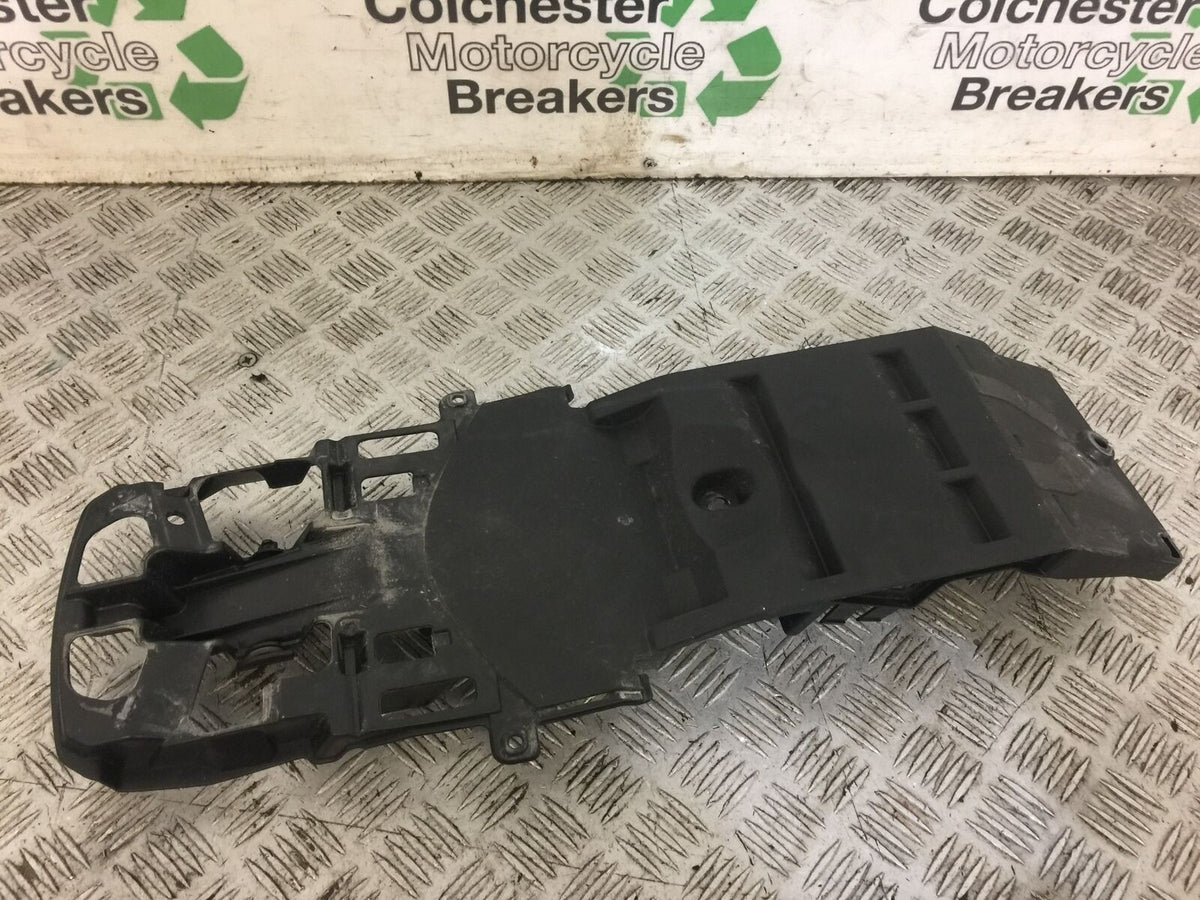 SUZUKI GSXR 750 L1-L5 UNDERTRAY   YEAR 2012-2016 (STOCK 698)