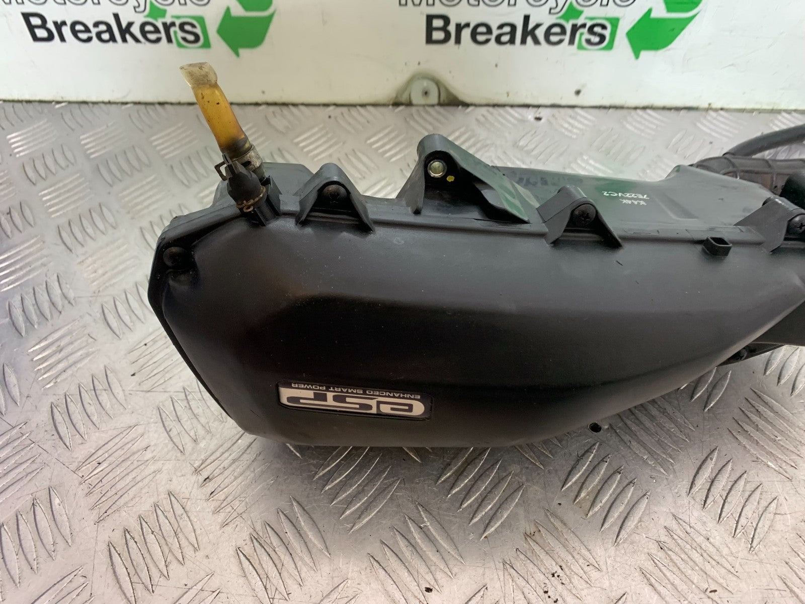 HONDA NSC110 VISION AIRBOX  YEAR 2017-2020 (CMB1249)