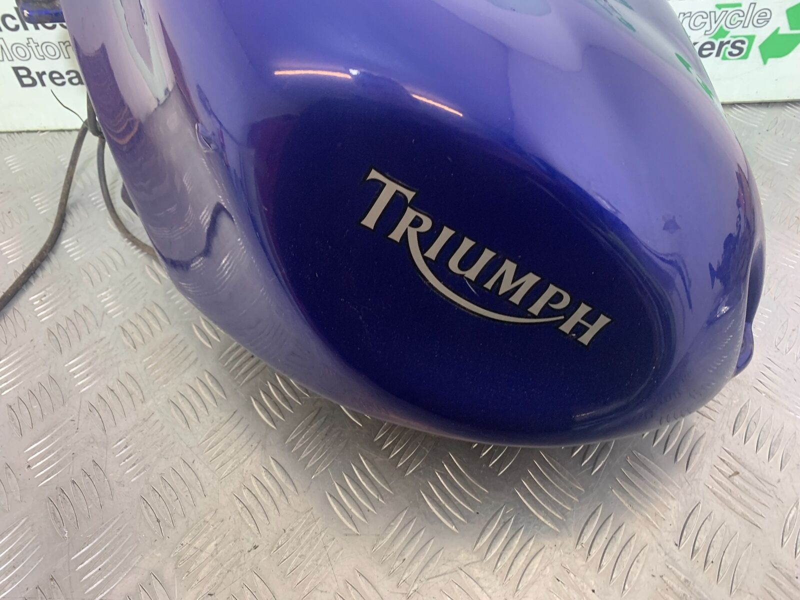 TRIUMPH 955i SPRINT ST PETROL TANK   YEAR 1999-2004 (CMB1124)