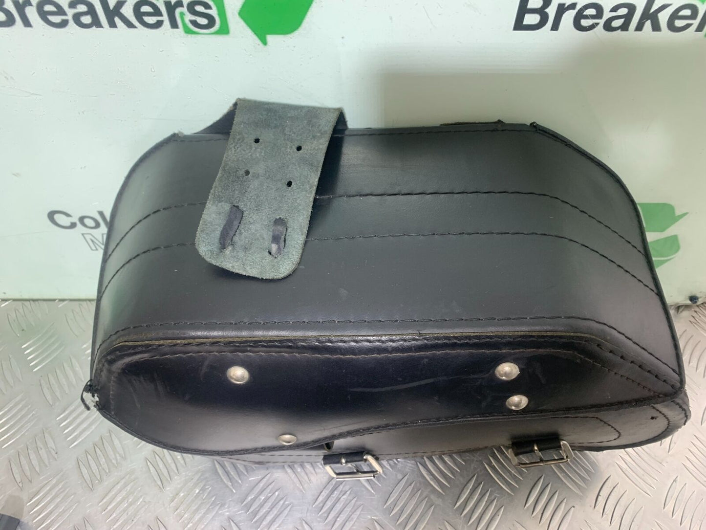 SUZUKI INTRUDER VL800 C800 LEFT SADDLE BAG  YEAR 2012-16 (CMB1039)