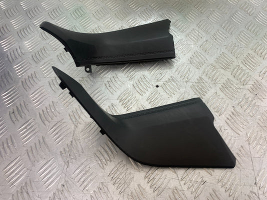 YAMAHA XMAX 300 LEFT AND RIGHT INFILLS  YEAR 2017-2020 (CMB1218)