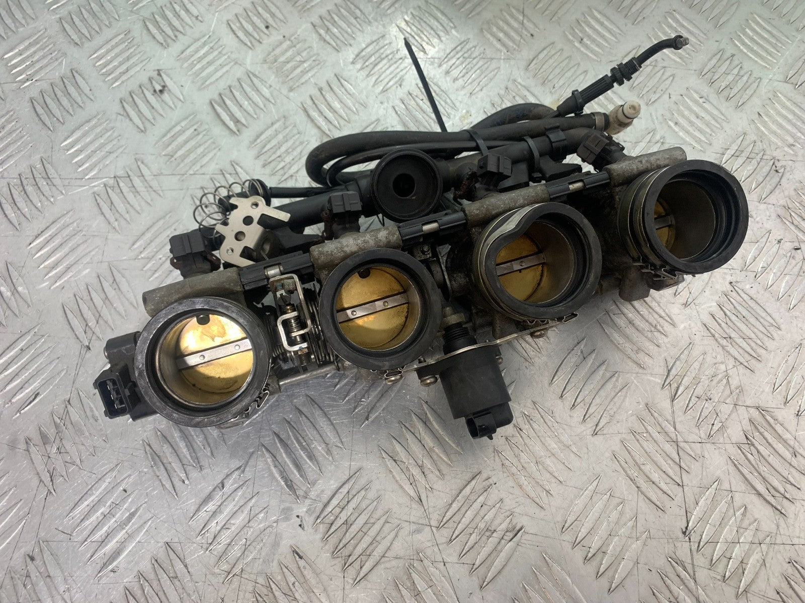 BMW K1300 S K 1300 S THROTTLE BODIES  YEAR 2009-16 (CMB1216)
