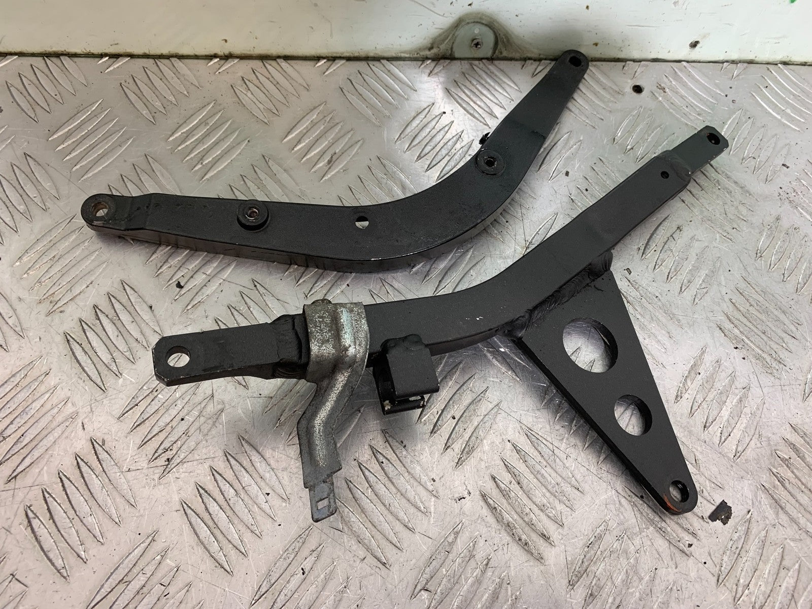 KAWASAKI GTR1400 GTR 1400 FRAME RAILS  YEAR 2007-2009 (CMB1306)
