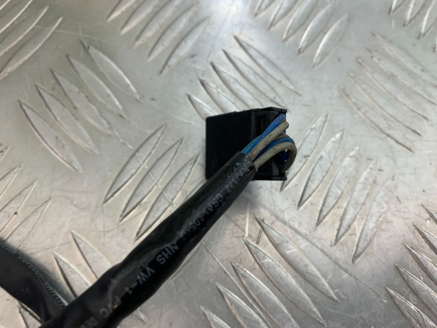 TRIUMPH THUNDERBIRD 1600 HEATED GRIP SWITCH  YEAR 2011 (CMB1107)