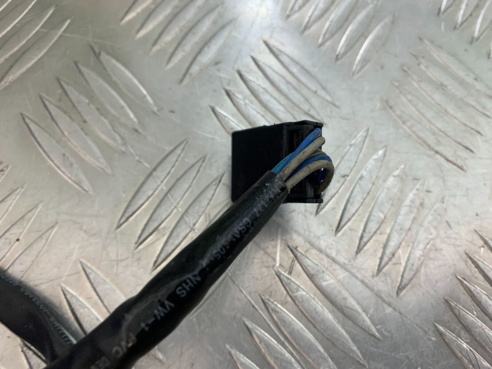 TRIUMPH THUNDERBIRD 1600 HEATED GRIP SWITCH  YEAR 2011 (CMB1107)