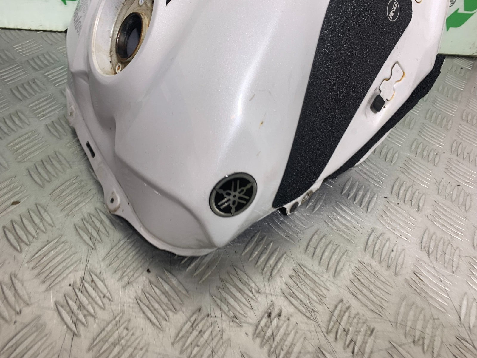 YAMAHA YZF R1 4C8 PETROL TANK  YEAR 2007-2008 (CMB1237)