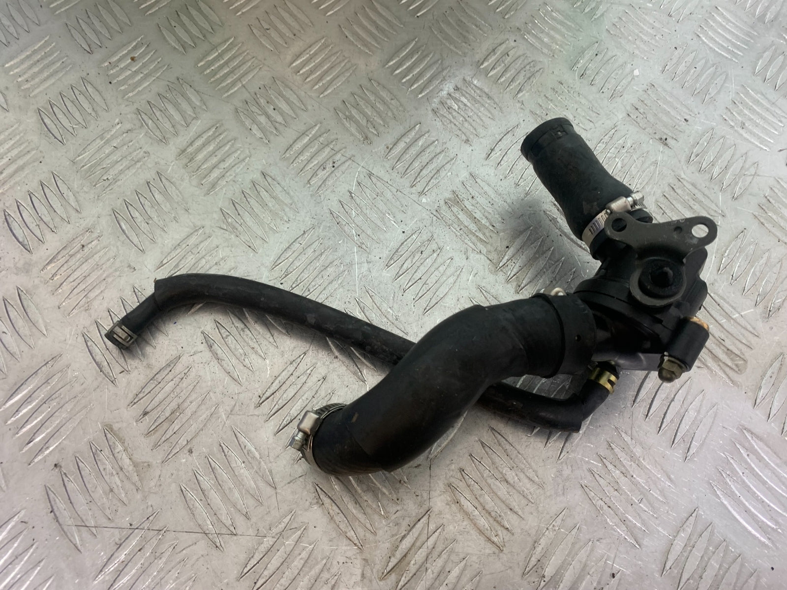YAMAHA YZF R1 THERMOSTAT   YEAR 2004-2006 (CMB1155)