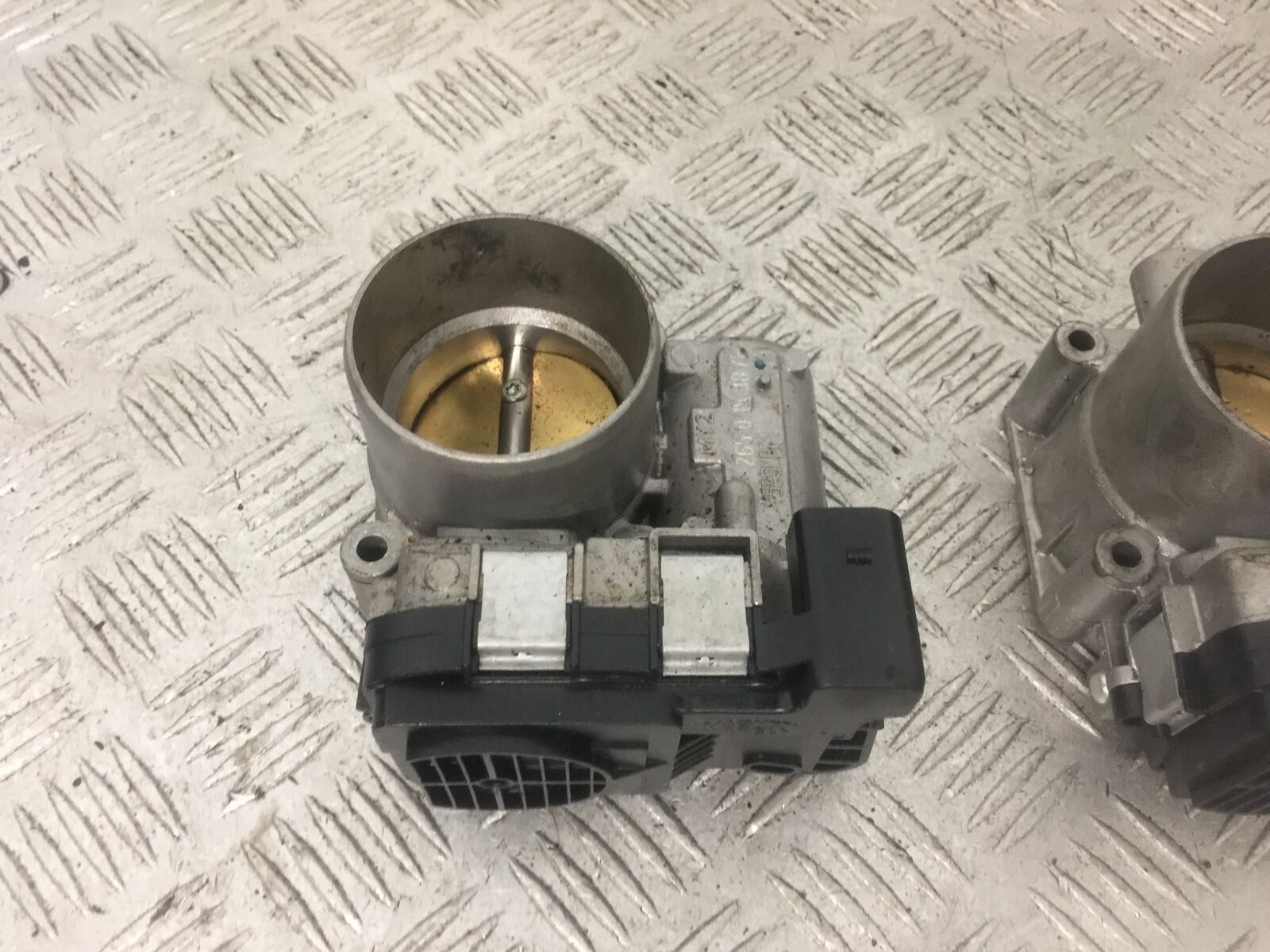 APRILIA DORSODURO 750 FACTORY THROTTLE BODIES  YEAR 2011 (STOCK 908)