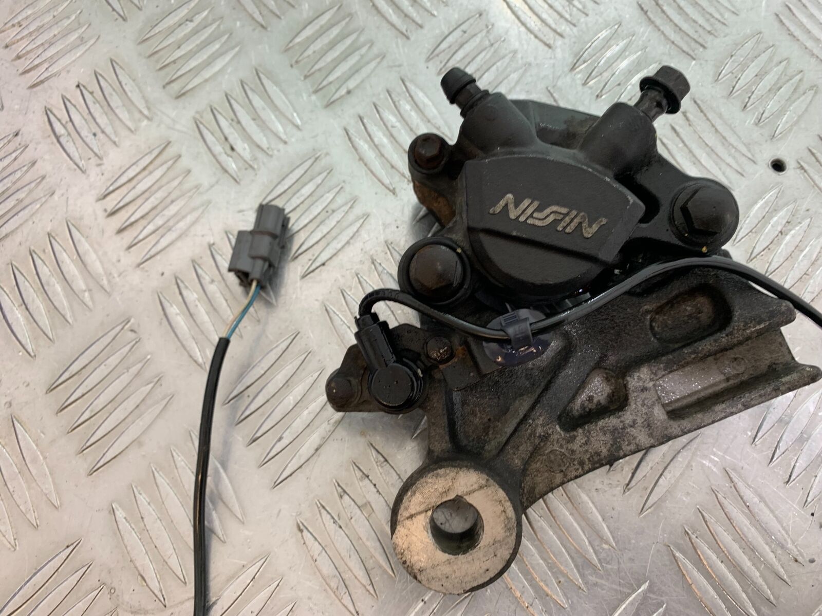 HONDA CBR500R CBR 500 R REAR BRAKE CALIPER YEAR 2012-16 (CMB1048)