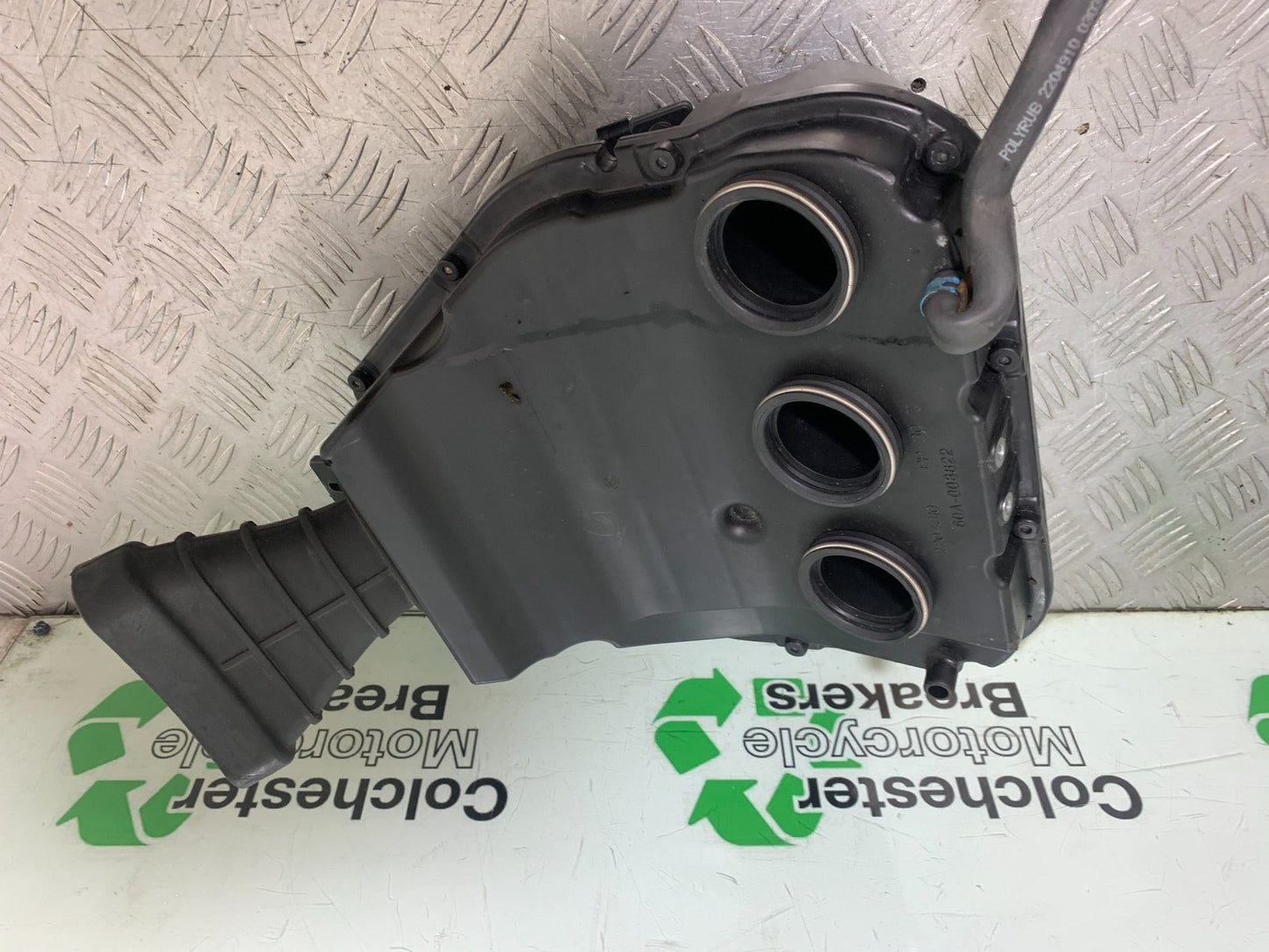 TRIUMPH 1050 SPRINT GT AIRBOX YEAR 2010-2016 (CMB1250)