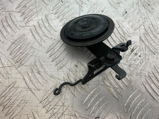 HONDA CBR1100 BLACKBIRD HORN AND BRACKET  YEAR 1999-2005 (CMB1232)