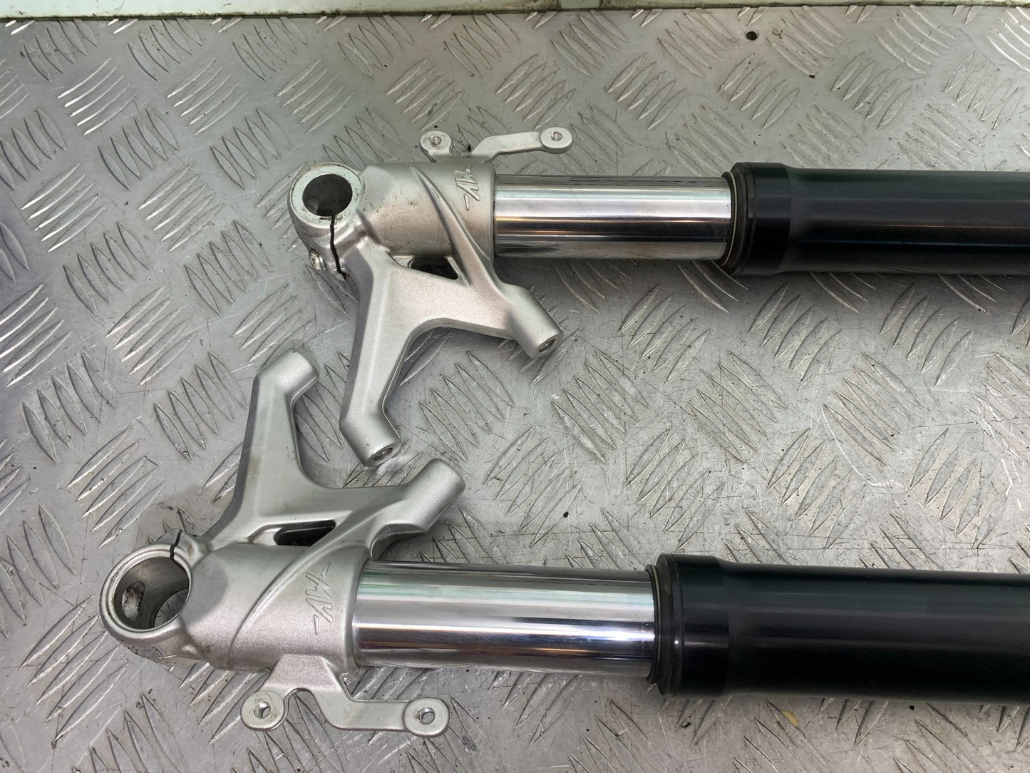 MV AGUSTA 675 F3 FORKS   YEAR 2012-2016 (CMB1302)