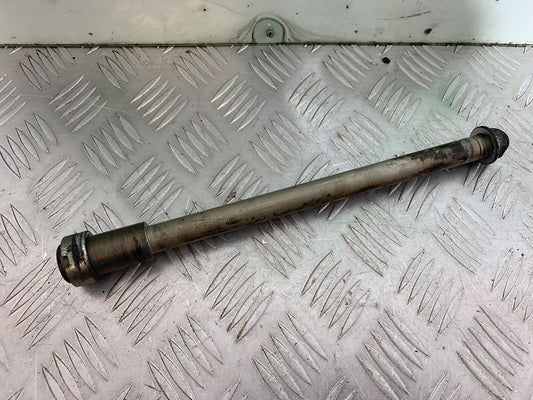 KAWASAKI Z750 Z 750 SWINGARM SPINDLE  YEAR 2004-2006  (CMB1104)