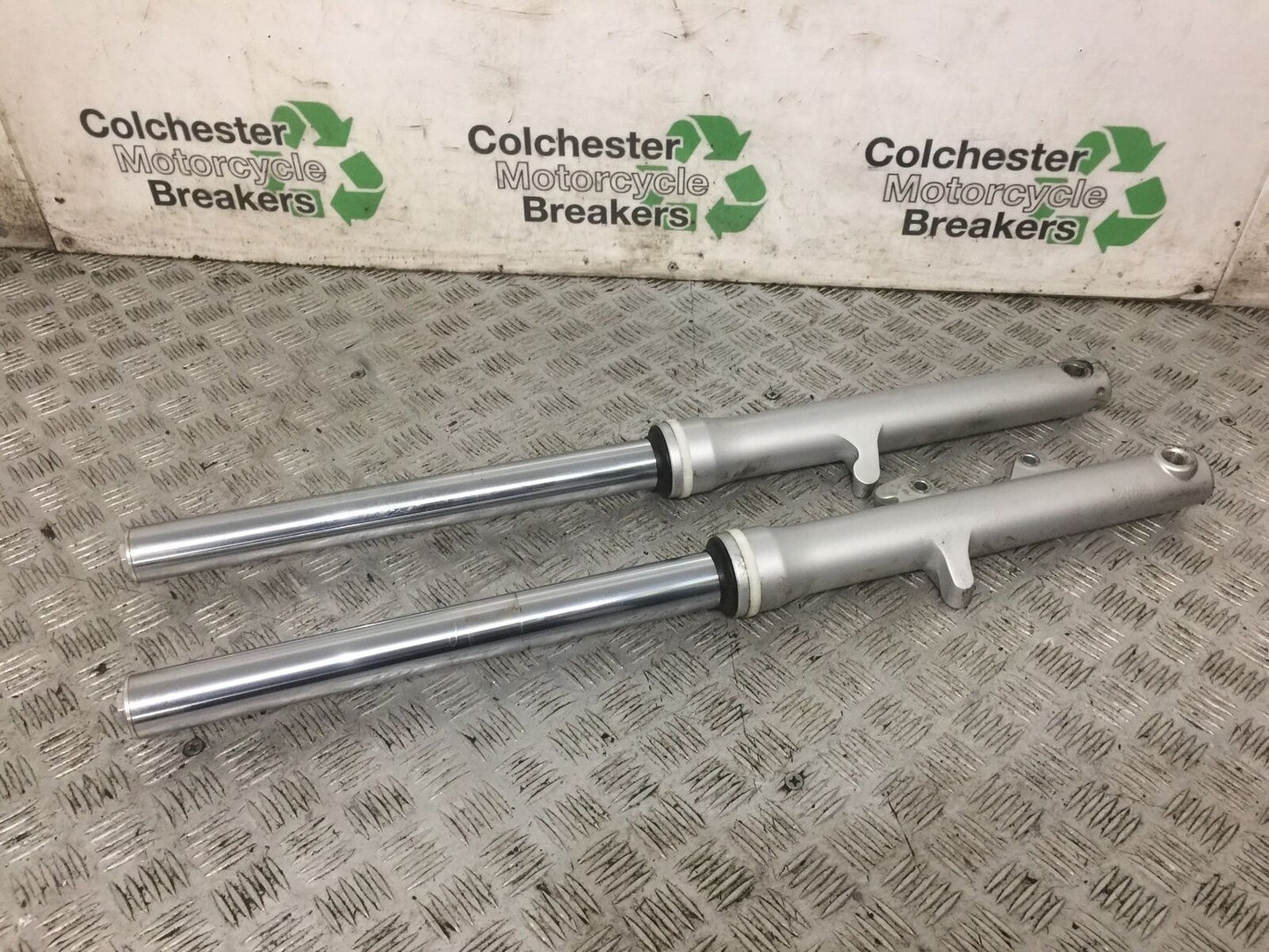 YAMAHA XVS950 XVS 950 MIDNIGHT STAR FORKS  YEAR 2009-2015 (STOCK 800)