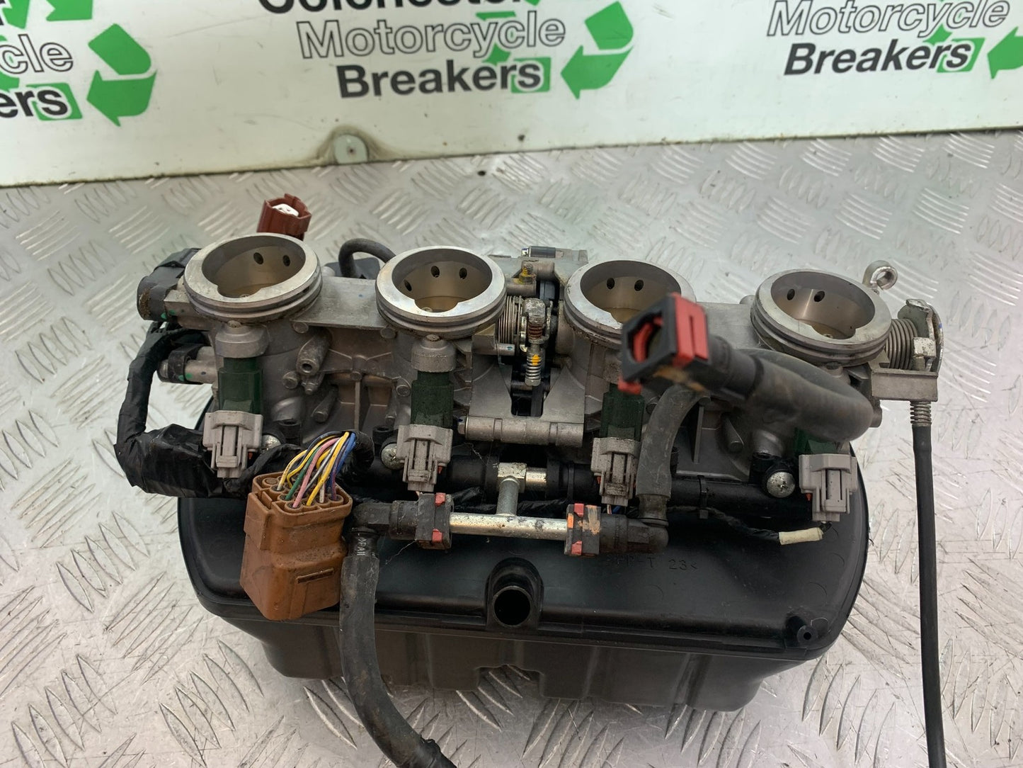 KAWASAKI ZX10R ZX10 R THROTTLE BODIES   2008-2010 (CMB1301)