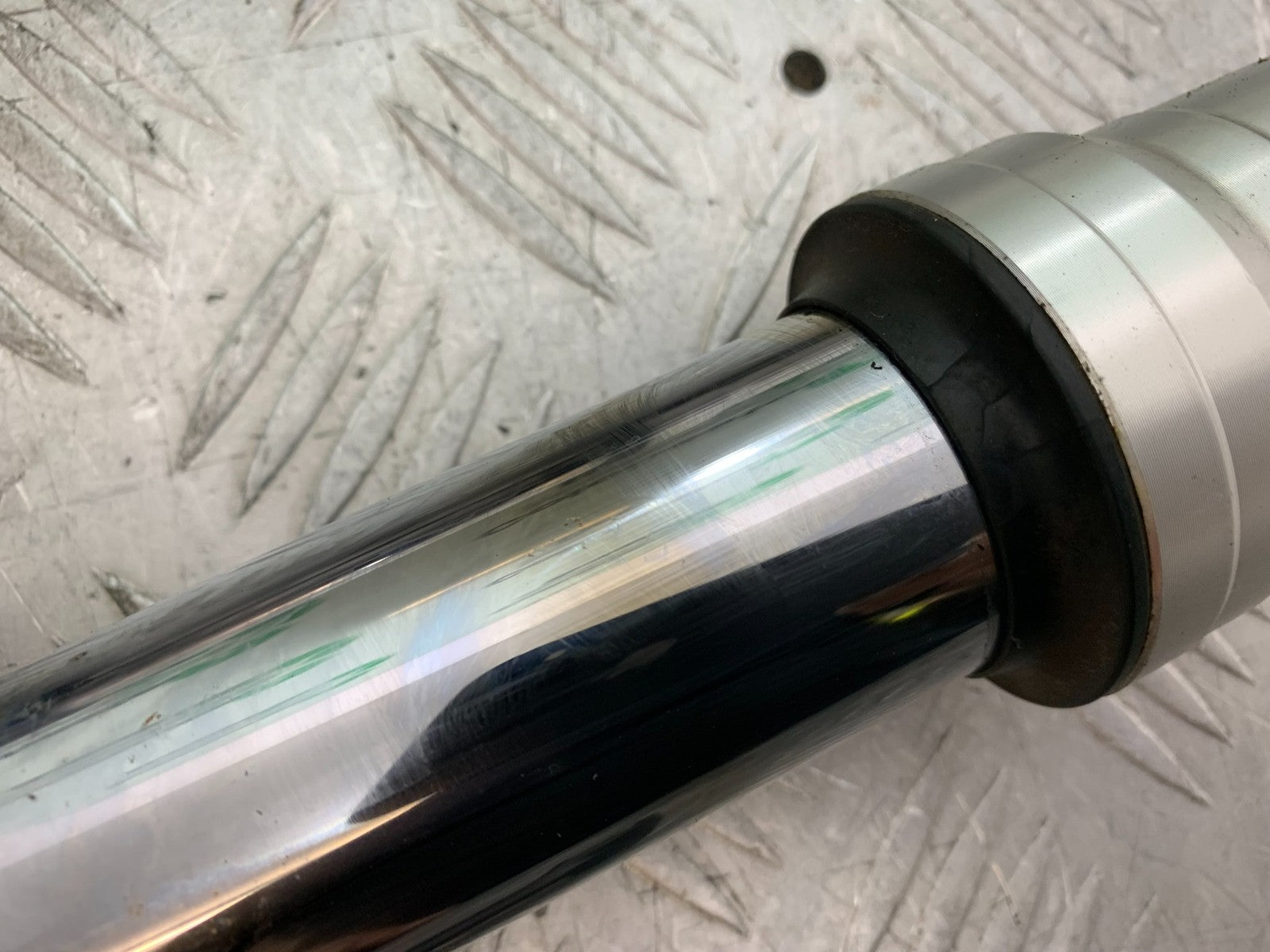 KAWASAKI GTR1400 GTR 1400 FORKS   YEAR 2007-2009 (CMB1306)