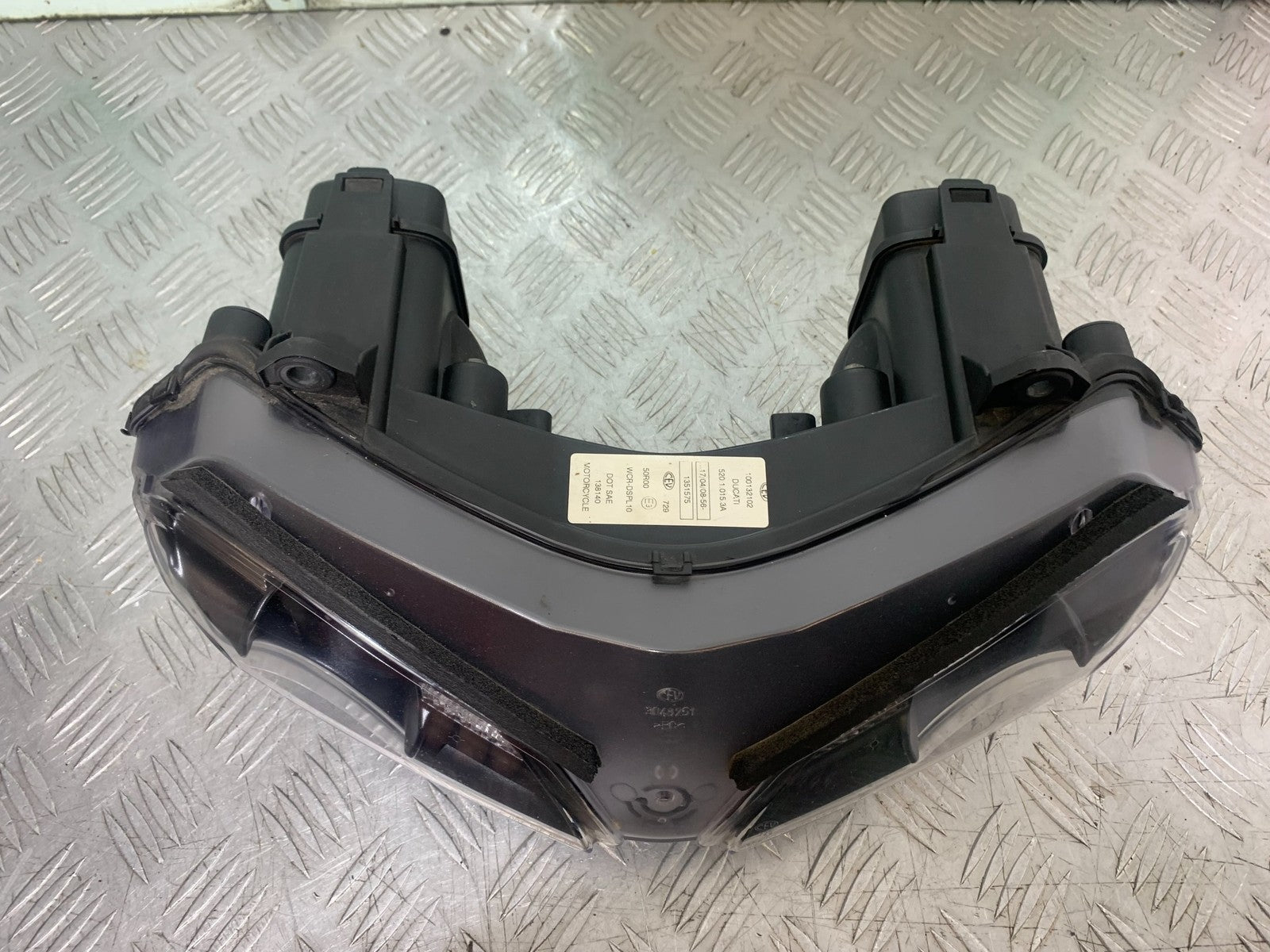 DUCATI 848 HEADLIGHT   YEAR 2008-2010 (CMB1323)