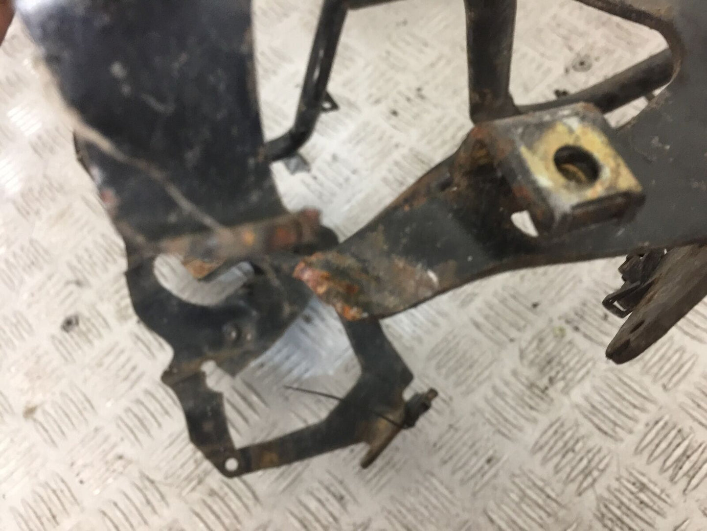 BMW K1200 RS K1200 RS FAIRING BRACKET  YEAR 2000 (STOCK 856)
