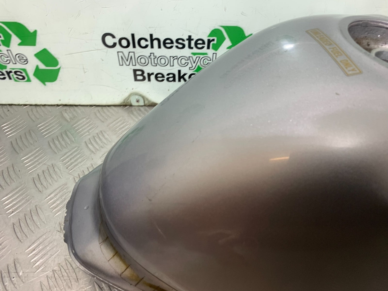 HONDA CBF600 CBF 600 PETROL TANK   YEAR 2004 -07 (CMB1247)
