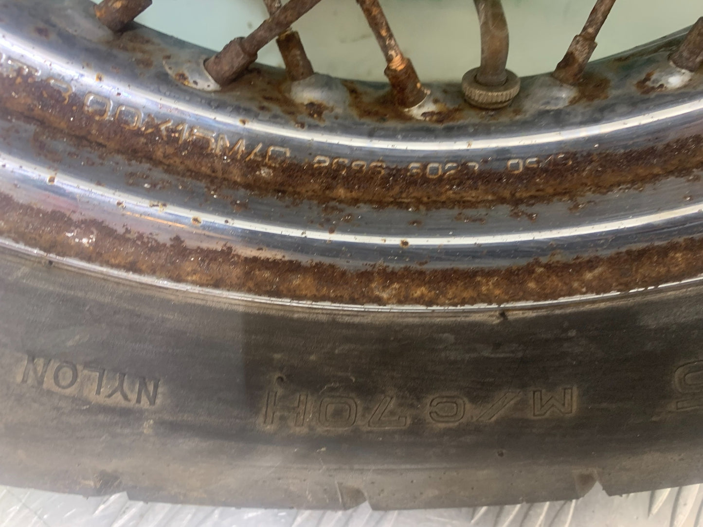YAMAHA XV535 XV 535 VIRAGO REAR WHEEL  YEAR 1994-02 (CMB1139)