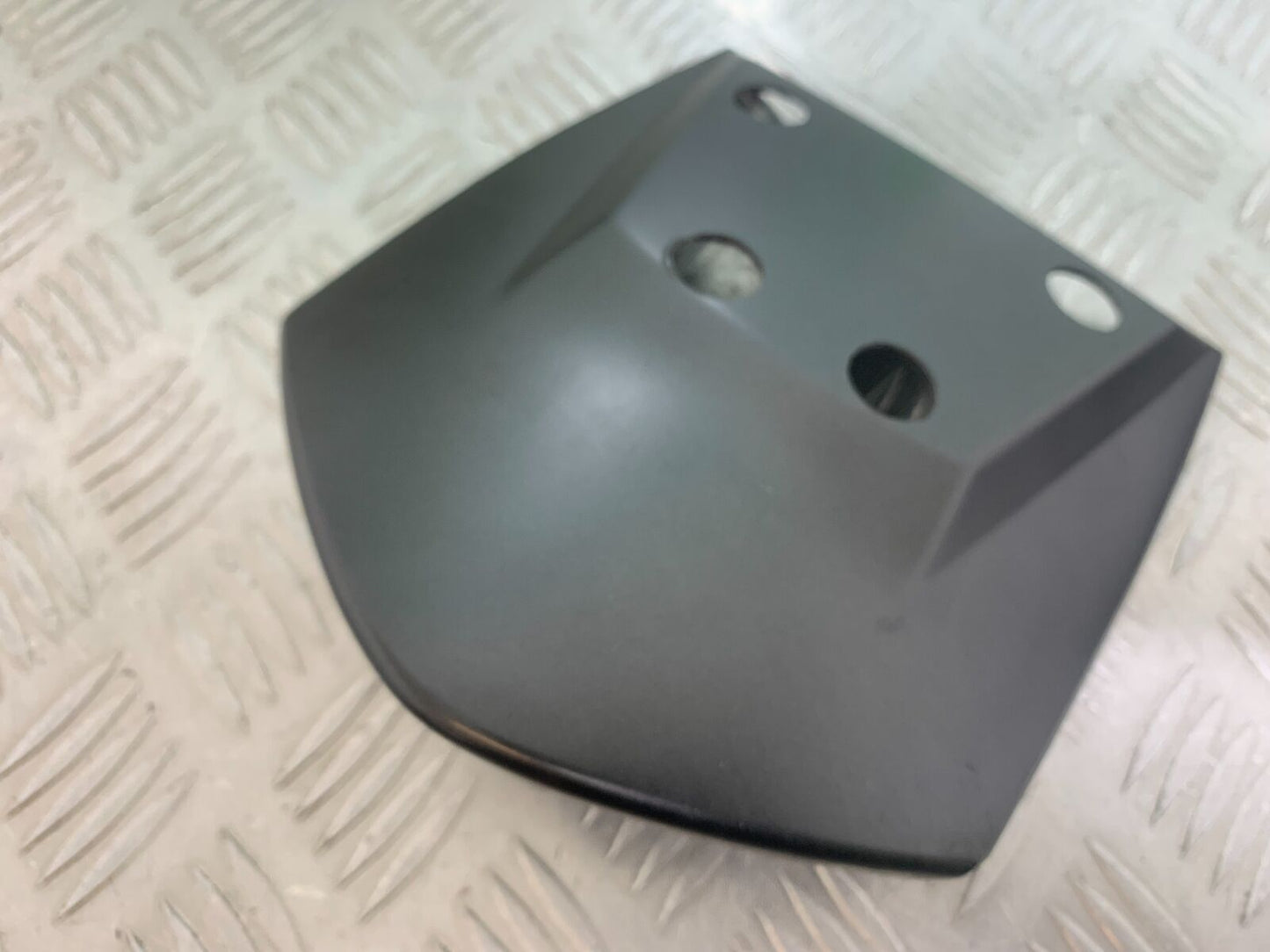 SUZUKI AN400 AN 400 BURGMAN TAIL PIECE JOINER YEAR 2017-2024 (CMB1118)