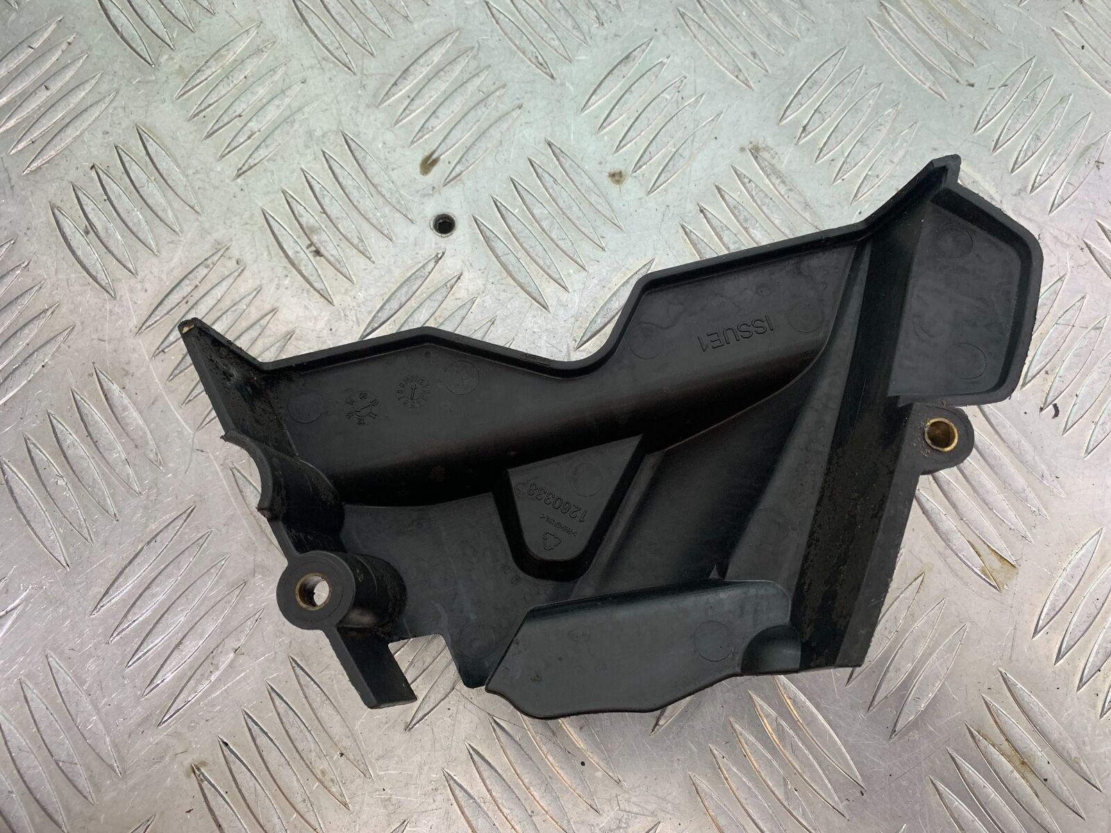 TRIUMPH TIGER 800 XC SPROCKET COVER YEAR 2011-2014 (CMB1022)