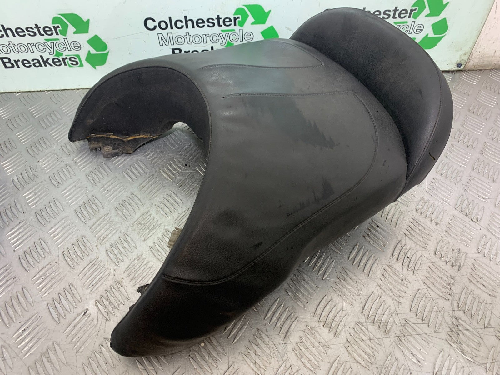 BMW K1200 K 1200 LT REAR SEAT  YEAR 1999-07 (CMB1271)