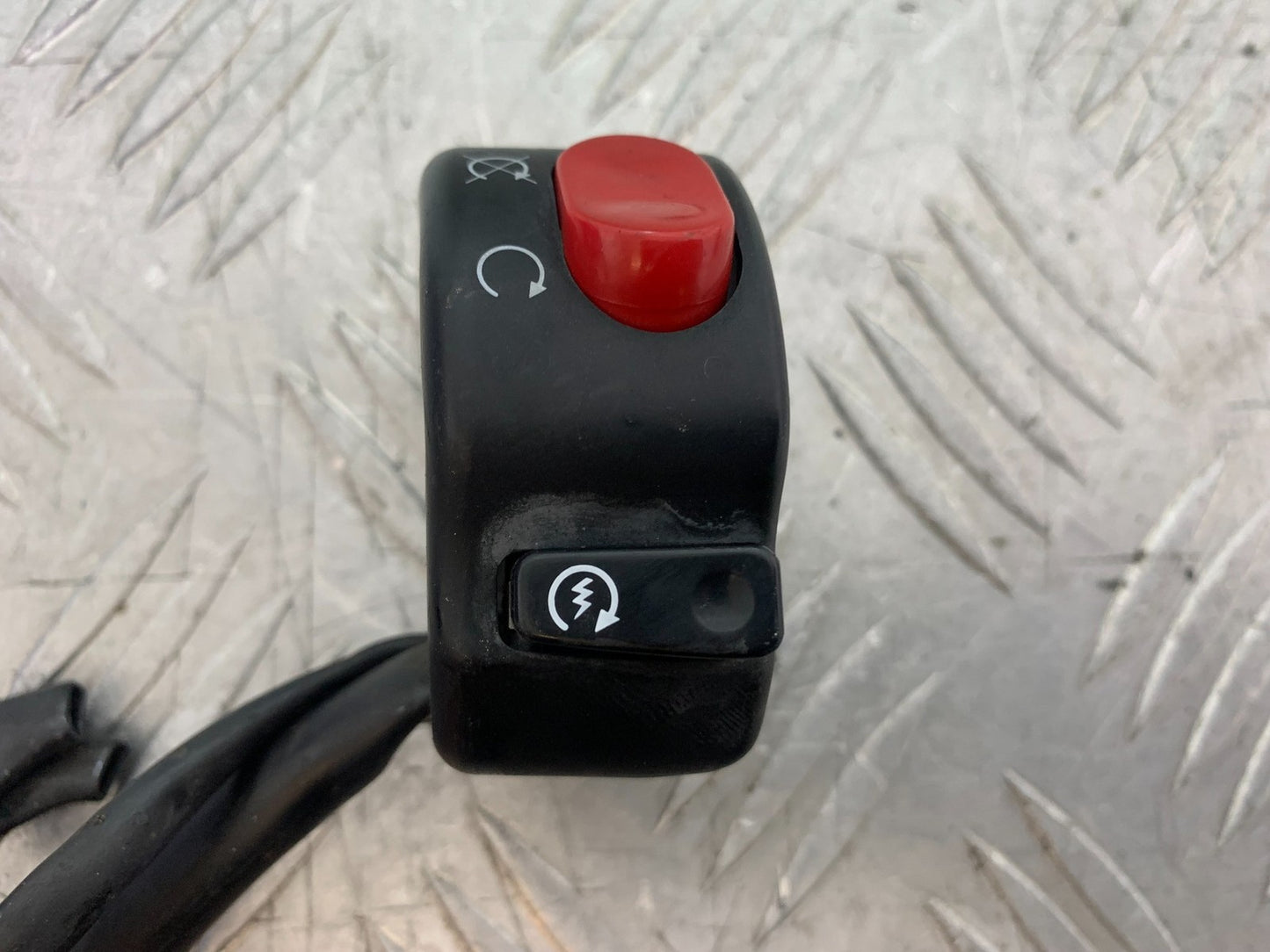 TRIUMPH 1050 SPRINT GT RIGHT SWITCH GEAR  YEAR 2010-2016 (CMB1250)