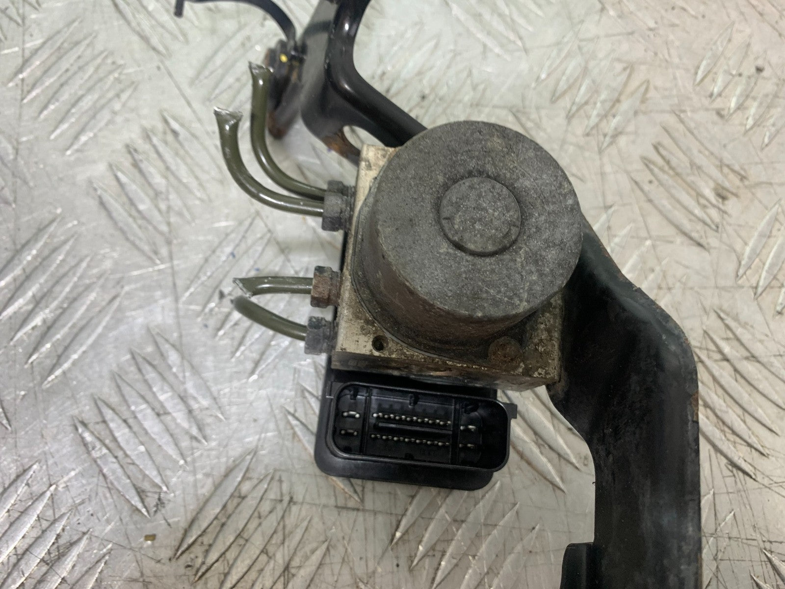 SUZUKI DL1000 V-STROM ABS PUMP YEAR 2014-2019 (CMB1325)