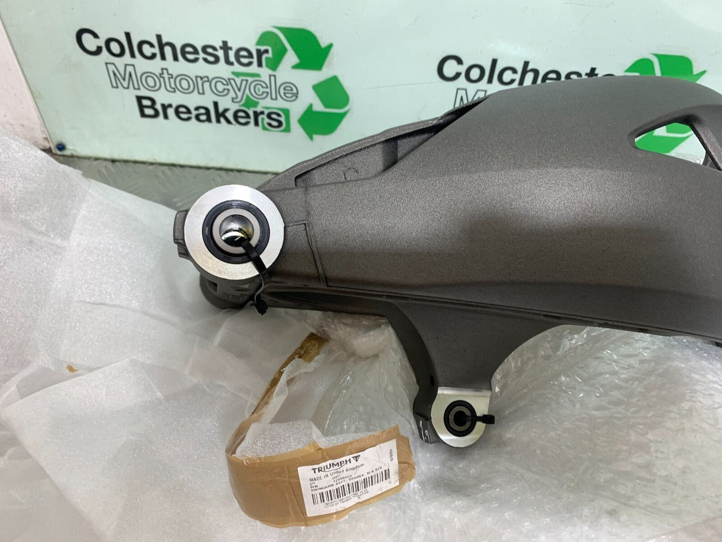 TRIUMPH 1050 SPEED TRIPLE RS SWINGARM YEAR 2018-2020 (CMB1029)
