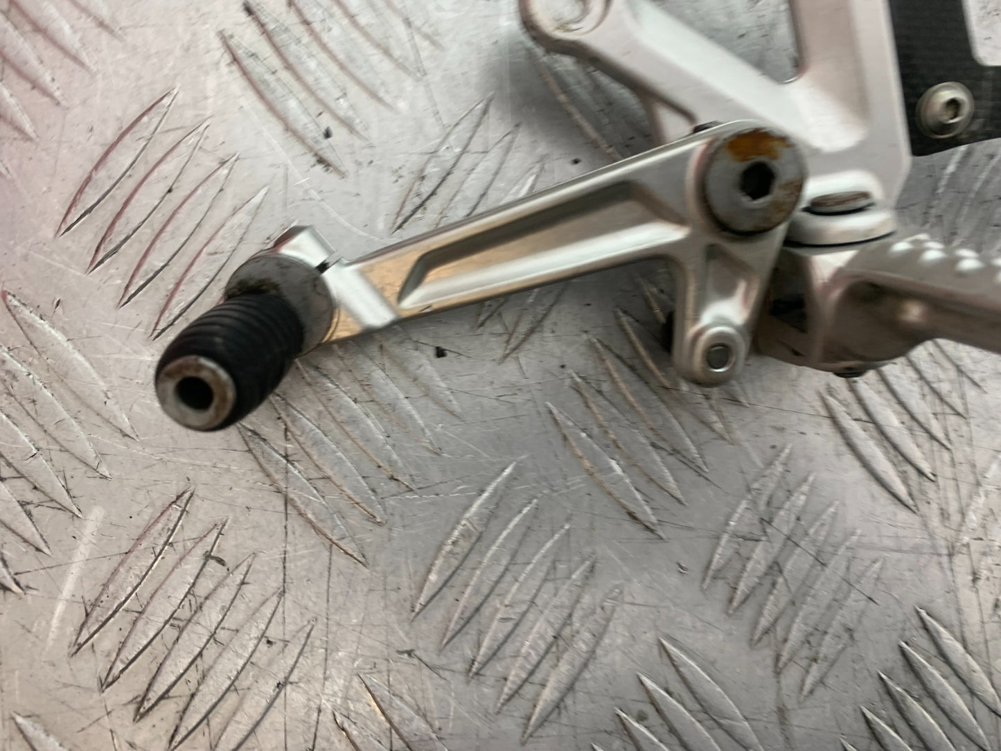 APRILIA TUONO 1000 V4R FRONT LEFT HANGER PEG LEVER  YEAR 2011-13  (CMB1331)