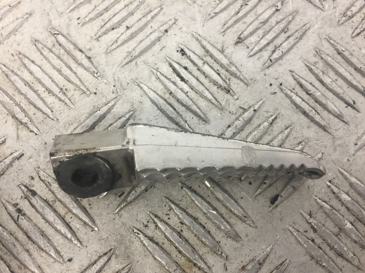 SUZUKI GSXR 750 L1 RIGHT REAR PEG  YEAR 2012-2015 (STOCK 632)