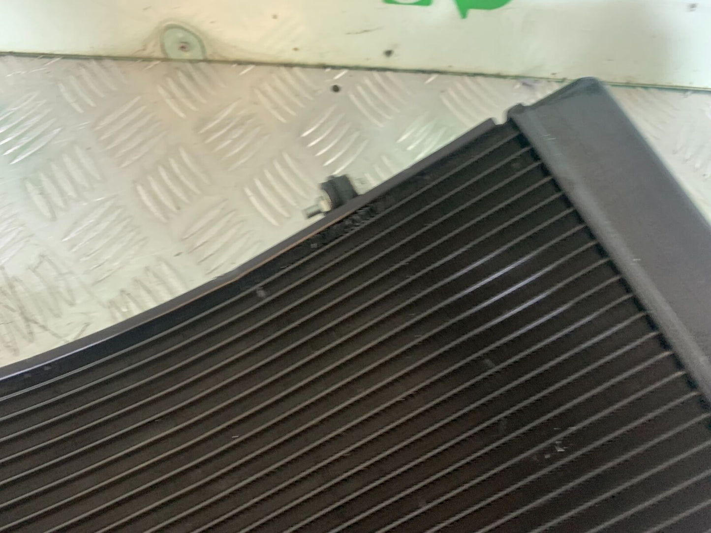 HONDA CBR600 CBR 600 RADIATOR  YEAR 1998 CMB1133)