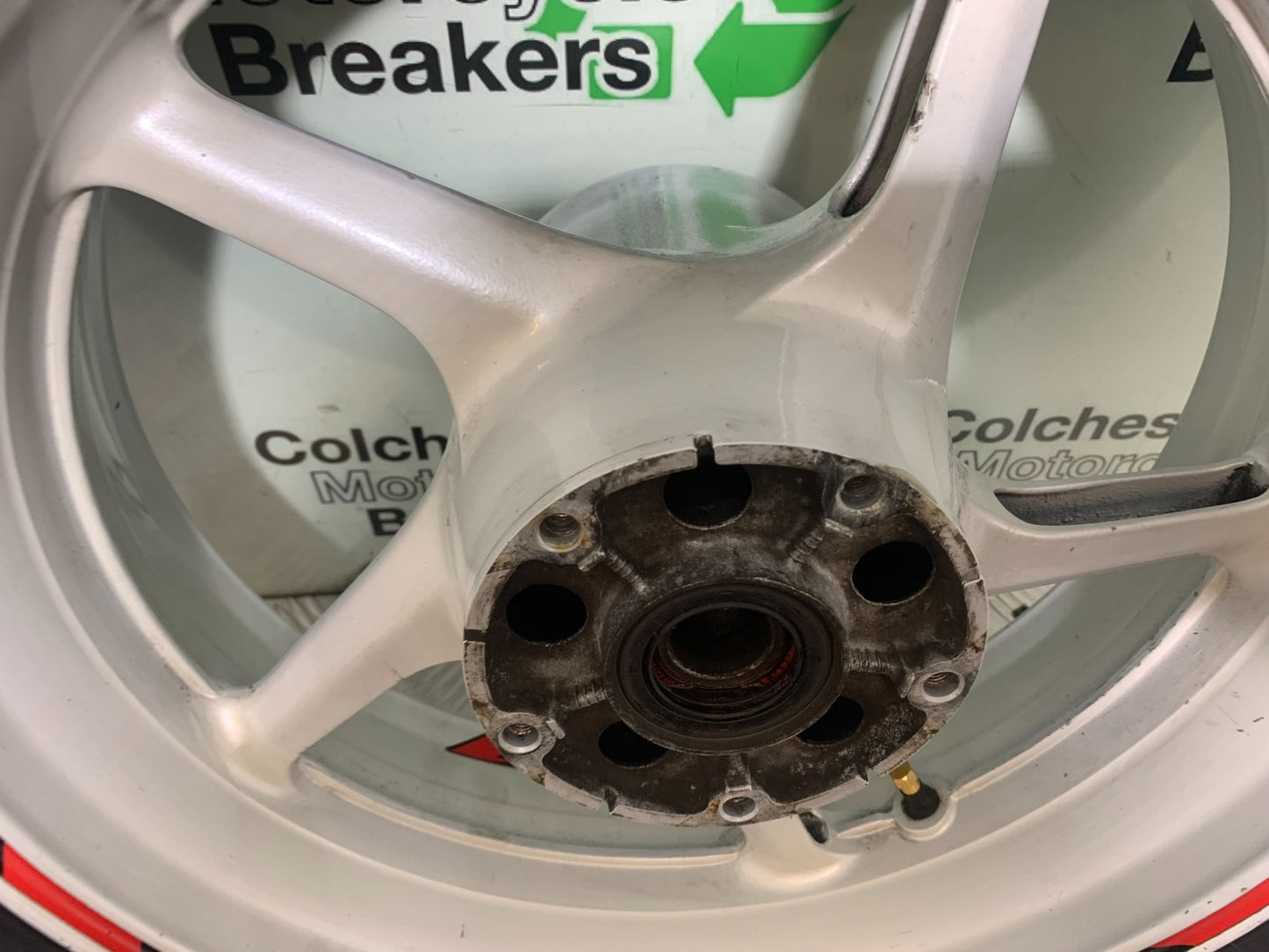 YAMAHA YZF R1 4C8 REAR WHEEL  YEAR 2007-2008 (CMB1237)