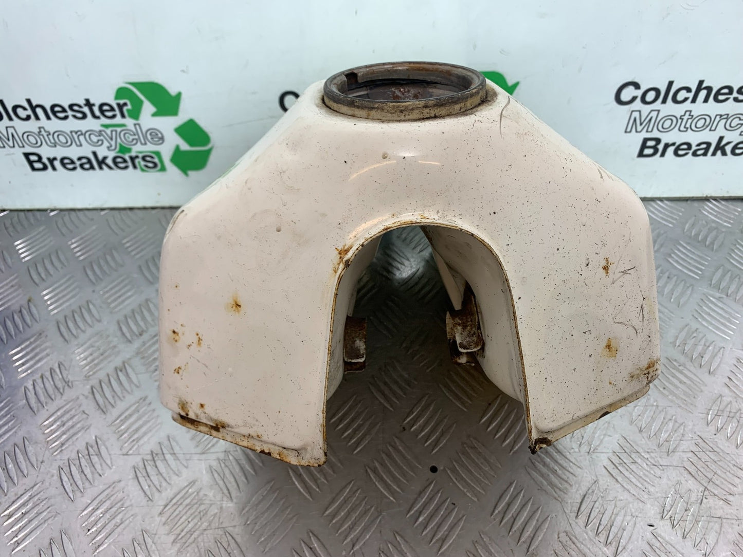 KAWASAKI KLR250 KLR 250 PETROL TANK YEAR 1984-2001 (CMB1225)