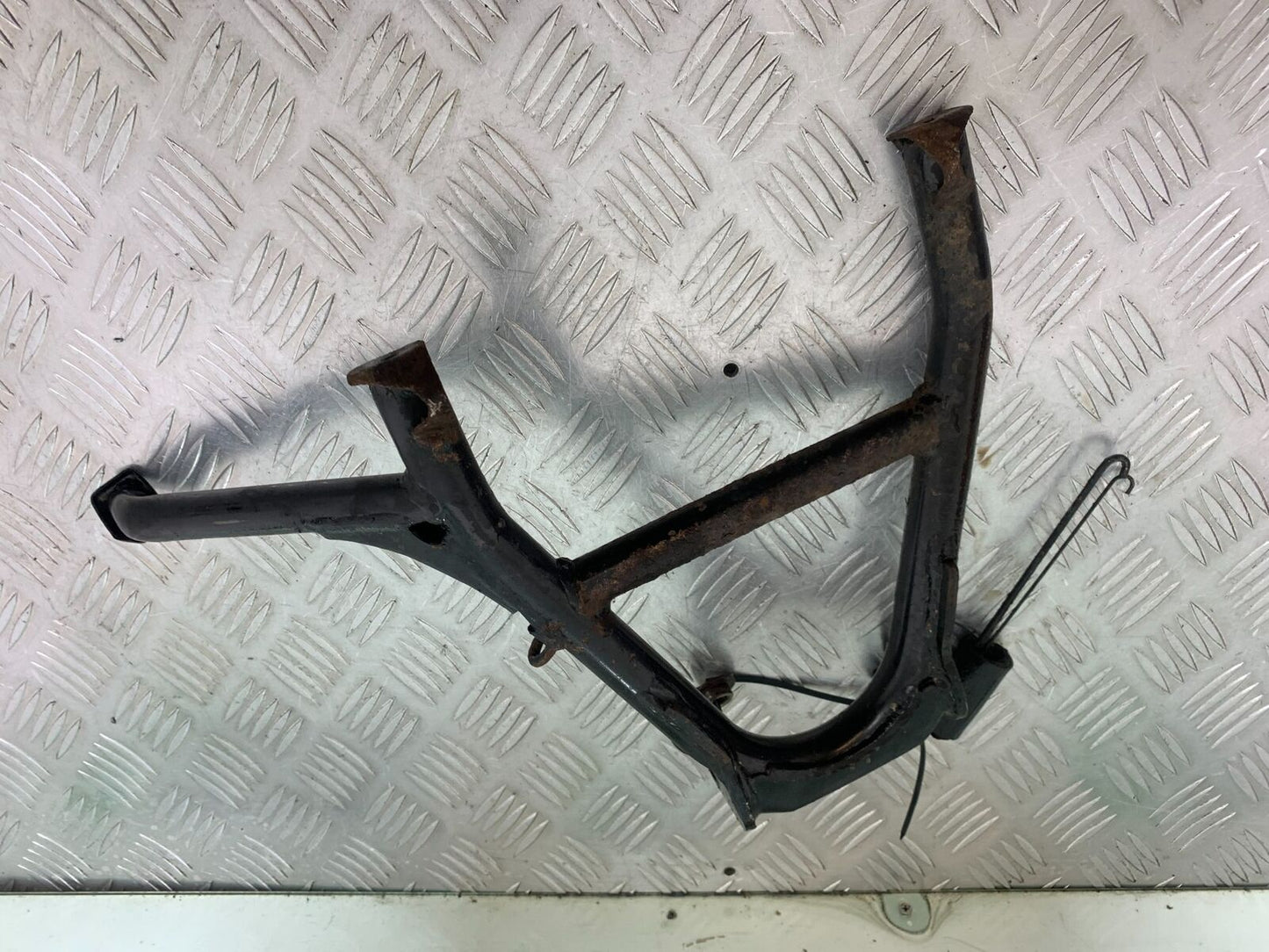 HONDA CBR1100 BLACKBIRD CENTER STAND  YEAR 1999-2005 (CMB1103)