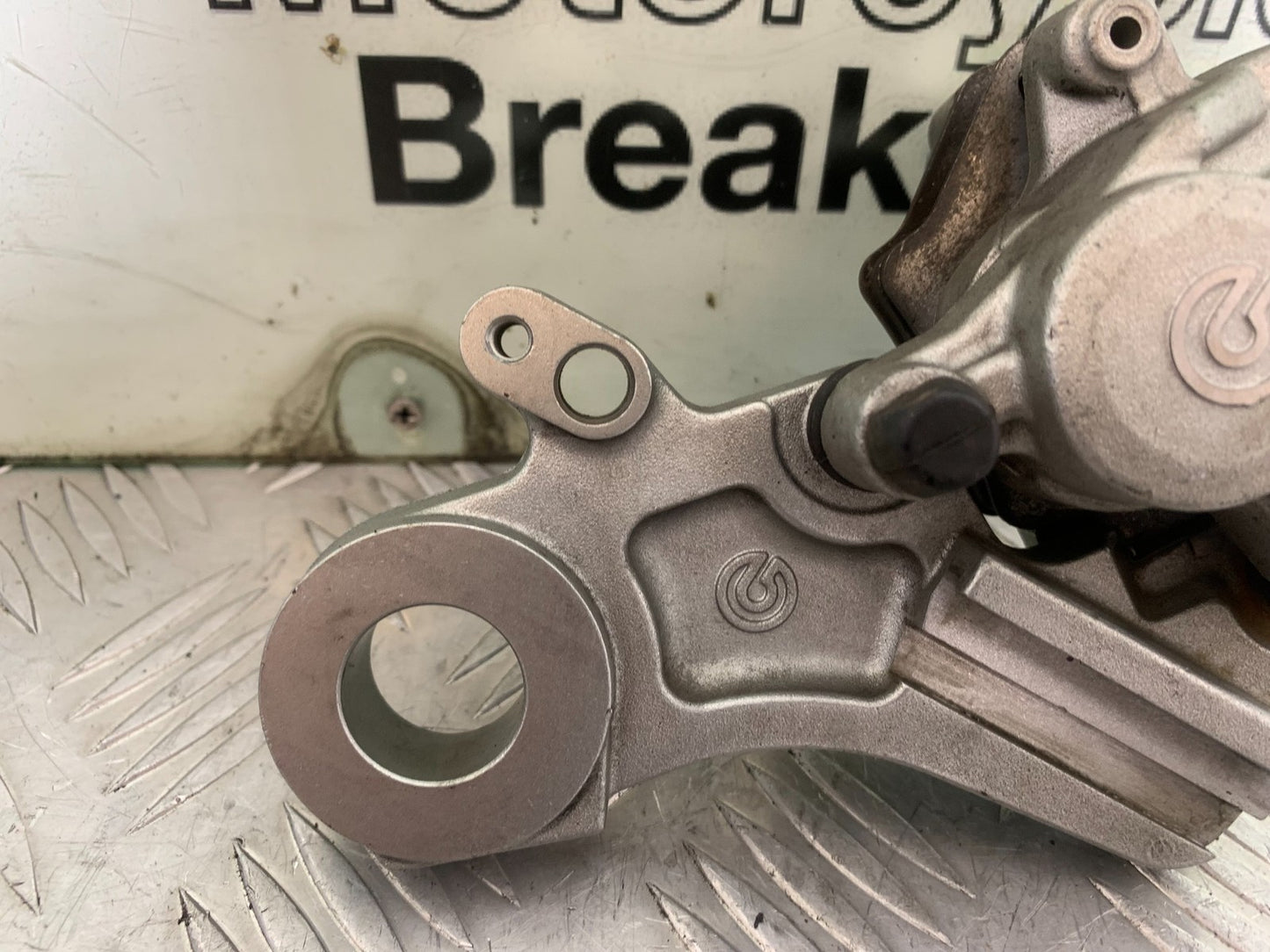 KTM 690 DUKE R LC4 REAR BRAKE CALIPER YEAR 2012-2015  (CMB1180)