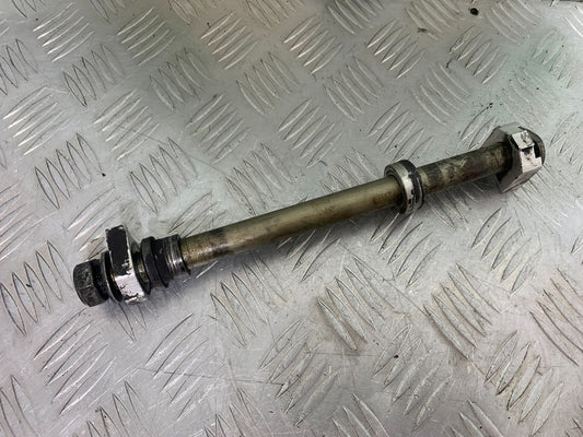 TRIUMPH 675 STREET TRIPLE REAR WHEEL SPINDLE    2013-2016 (CMB1186)