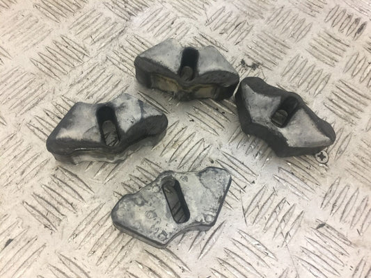 HONDA XL125 VARADERO CUSH DRIVE RUBBERS   YEAR 2004 (STOCK 629)