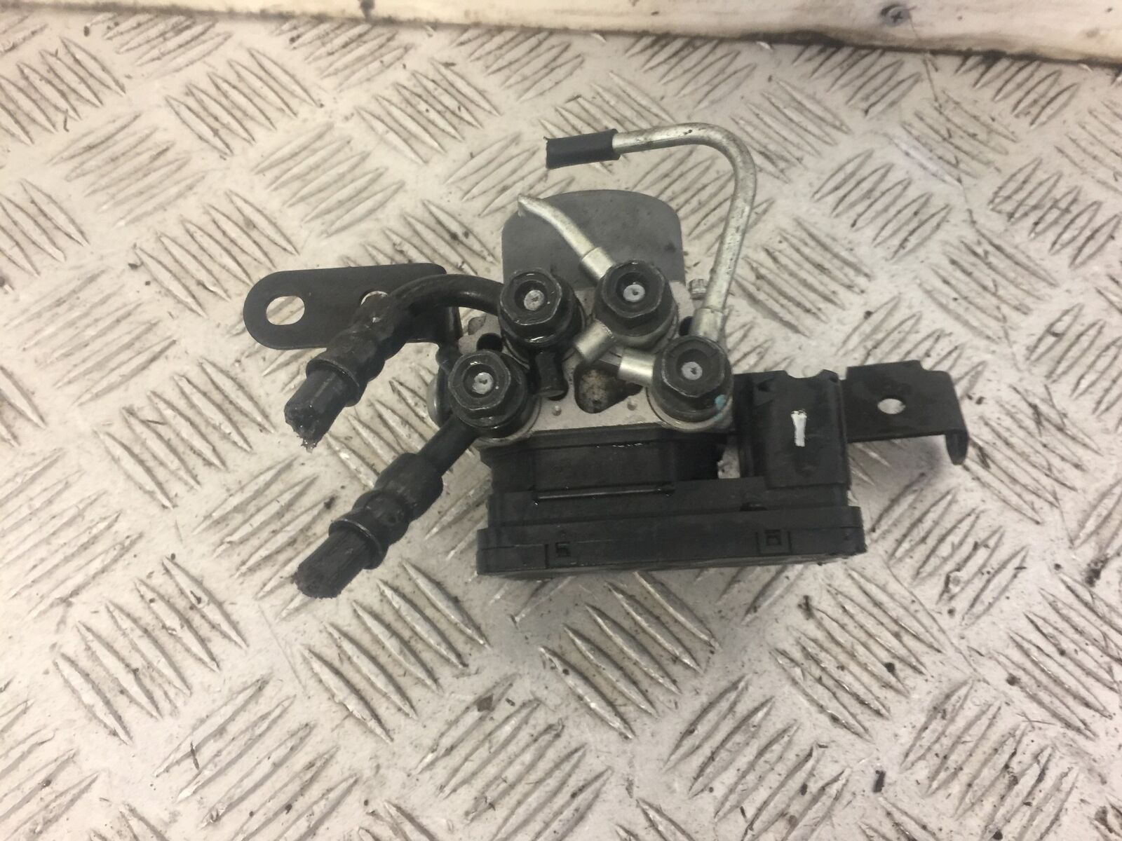 KAWASAKI NINJA 400 ABS PUMP  YEAR 2019  (STOCK 635)