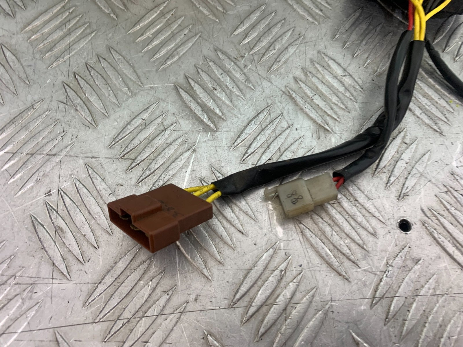 KTM RC125 RC 125 RC REGULATOR   2014 2017 (CMB1199)