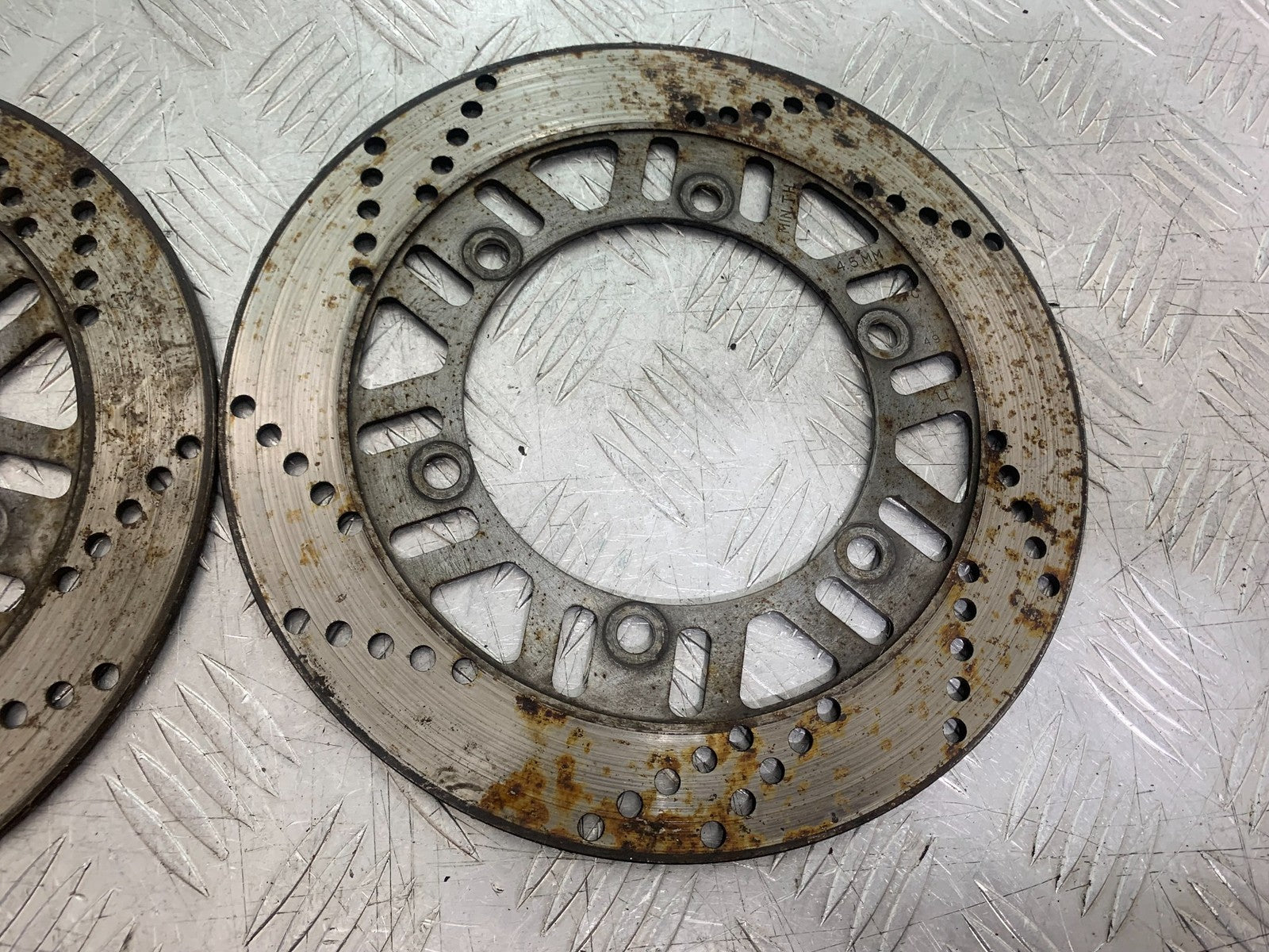 KAWASAKI GPZ600 GPZ 600 FRONT BRAKE DISCS  YEAR 1988-90 (CMB1258)