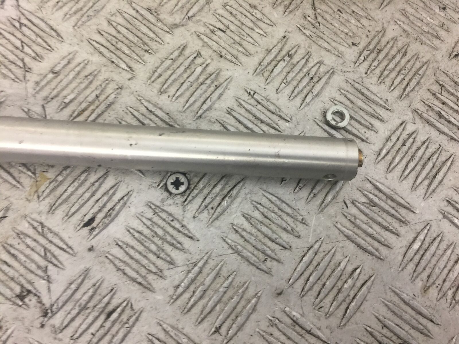 TRIUMPH 675 DAYTONA RIGHT BAR  YEAR 2008-2011 (STOCK 640)